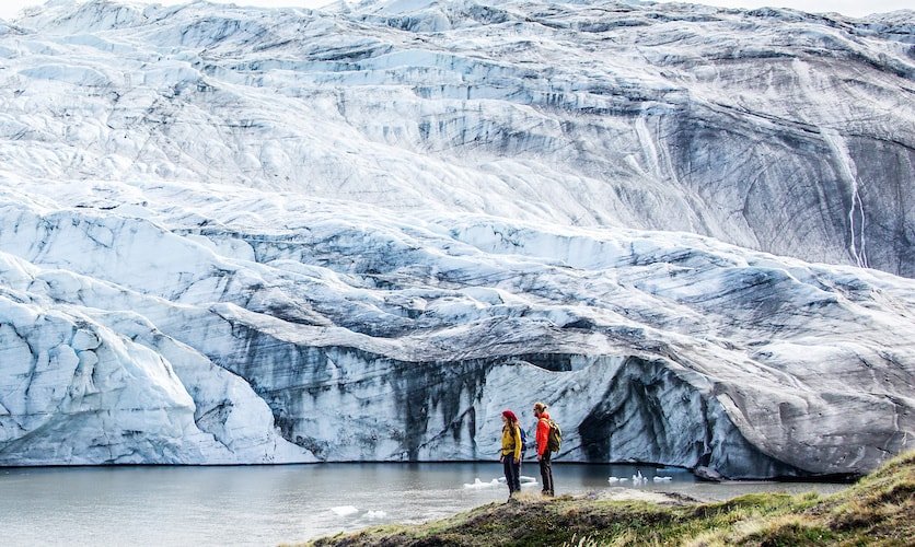 russell_glacier_and_visiters