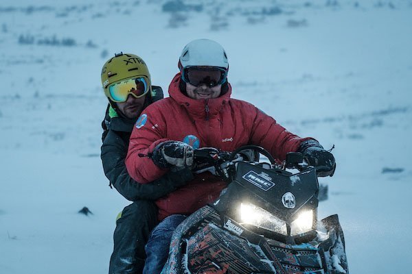 preview_snowmobile_tour_at_night_arctic_adventure